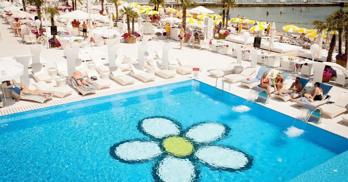 Family Apartments Aquamarine Of Arcadia 오데사 외부 사진